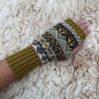 Alpaca Blend Fair Isle Fingerless Gloves- Green