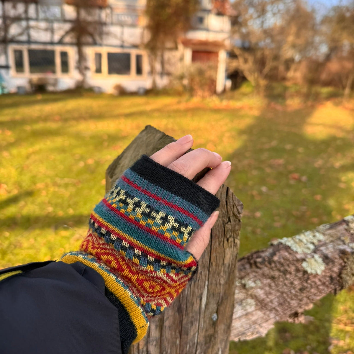 Alpaca Fingerless Gloves - Fair Isle Style