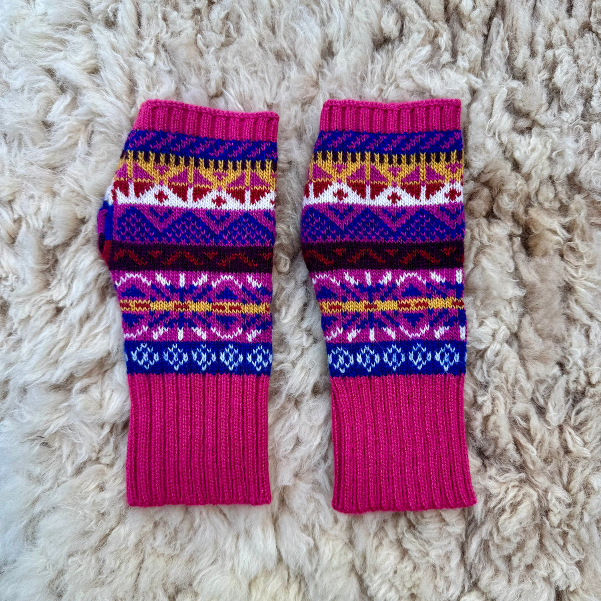 Alpaca Blend Fair Isle Fingerless Gloves- Pink
