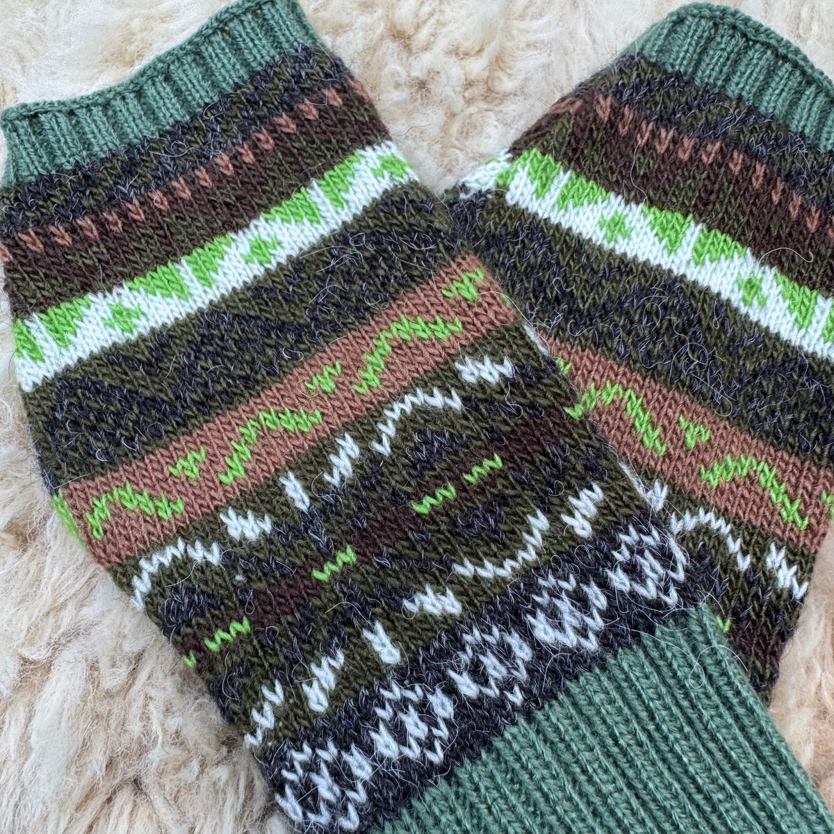 Alpaca Blend Fair Isle Fingerless Gloves-Olive Green