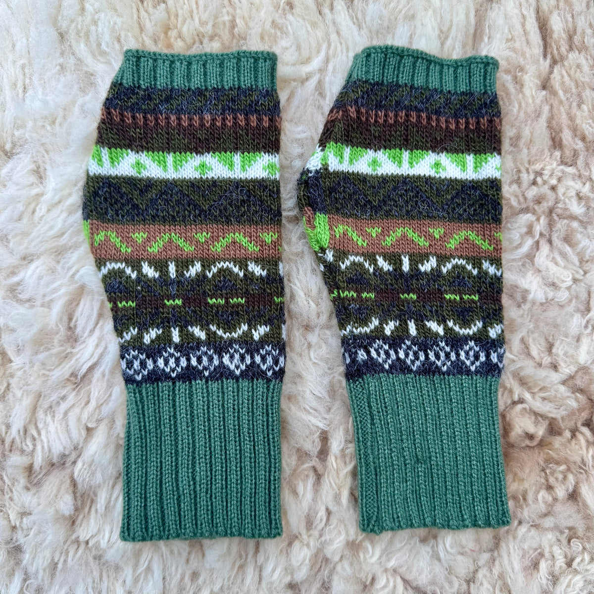 Alpaca Blend Fair Isle Fingerless Gloves-Olive Green