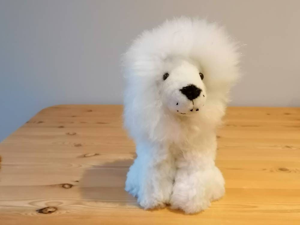 Baby Alpaca Lion Plushie, photo 3