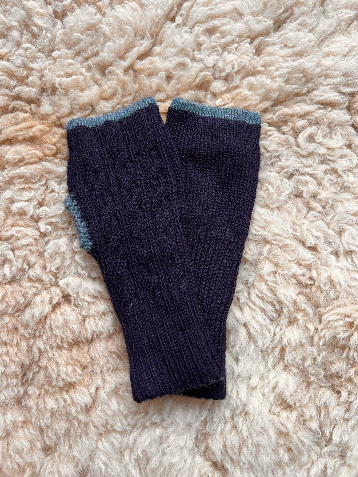 Reversible Baby Alpaca Fingerless Gloves, photo 4