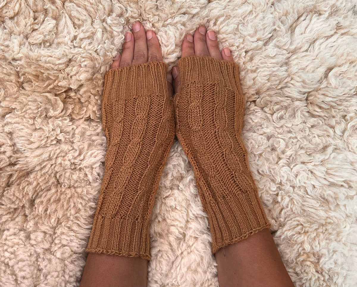 Caramel Cable Knit Alpaca Fingerless Gloves, photo 2