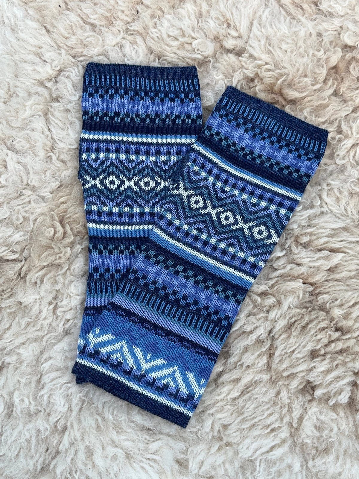 Periwinkle & Navy Fair Isle Baby Alpaca Fingerless Gloves, photo 5