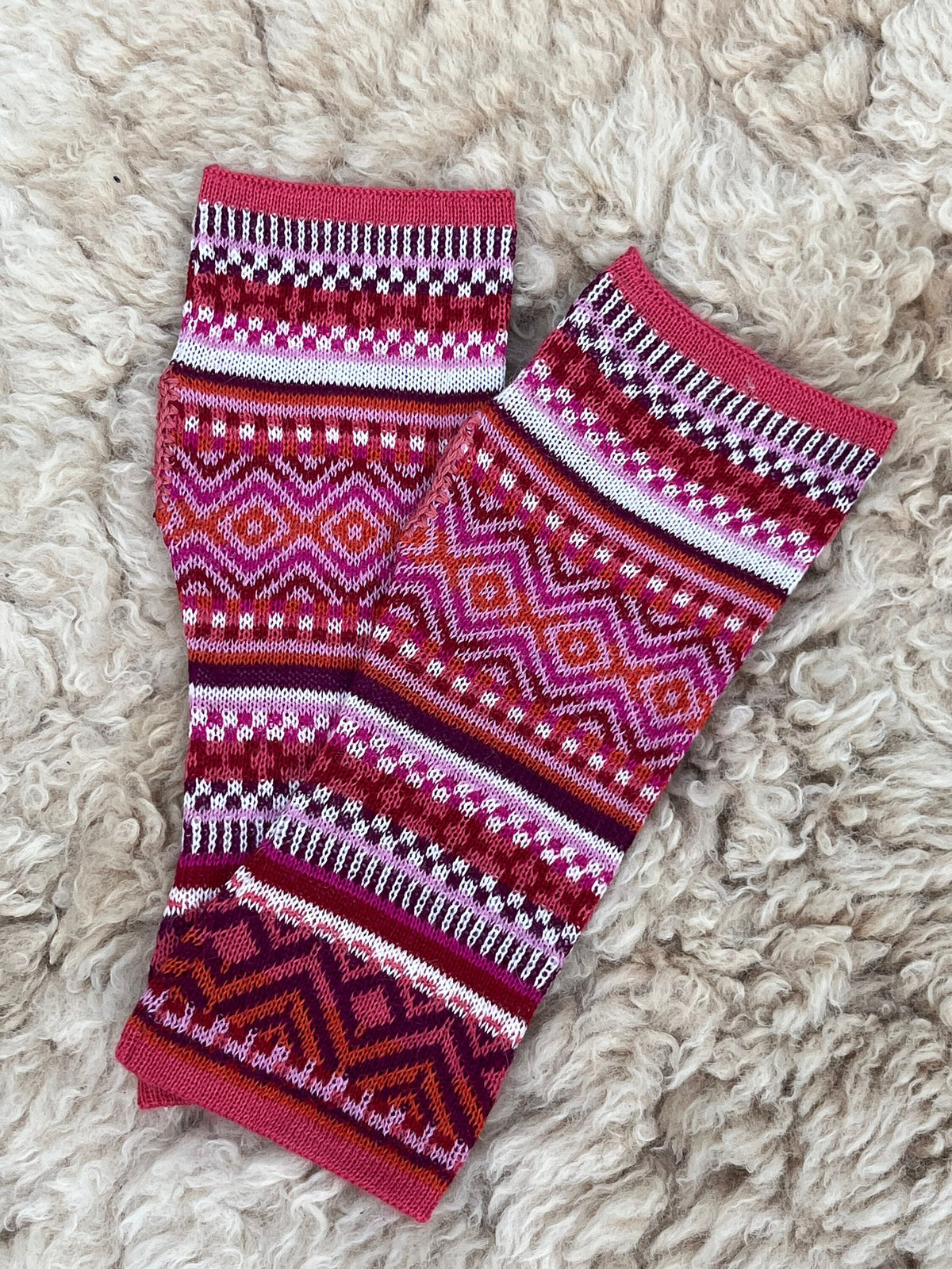 Raspberry & Coral Fair Isle Baby Alpaca Fingerless Gloves, photo 6
