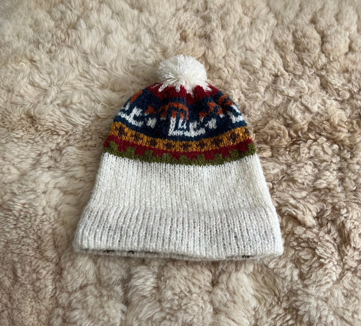 White Fair Isle Alpaca Bobble Hat, photo 3