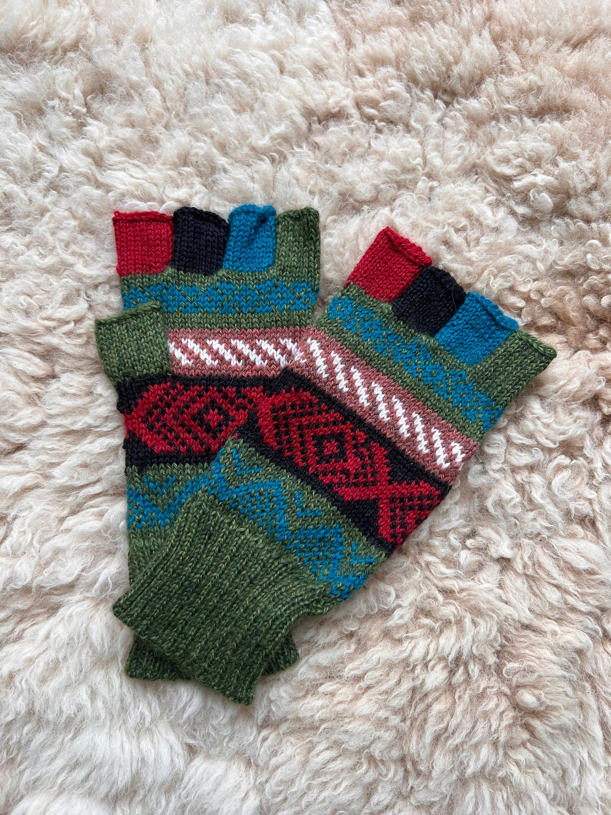 Magenta & Charcoal Andean Fair Isle Half-Finger Alpaca Gloves, photo 5