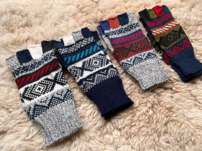 Grey & Navy Andean Fair Isle Half-Finger Alpaca Gloves, photo 7