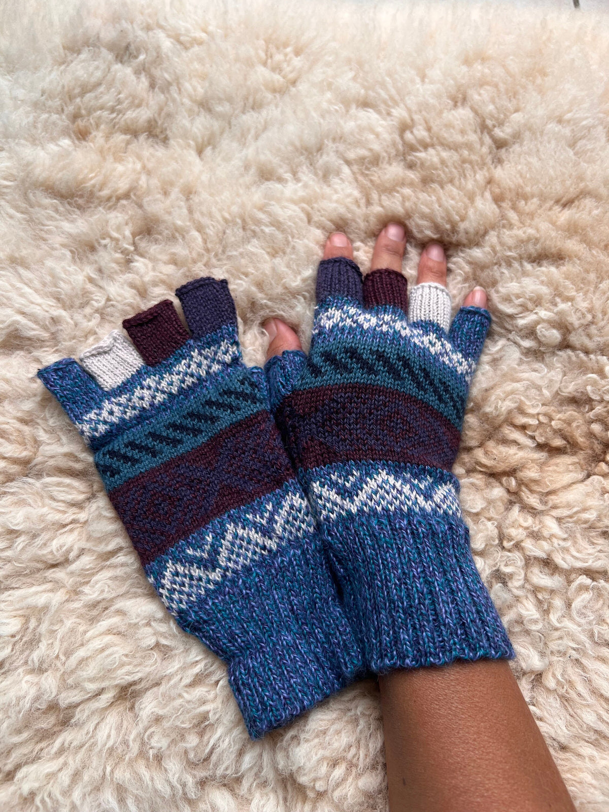Blue & Oatmeal Andean Fair Isle Half-Finger Alpaca Gloves, photo 2