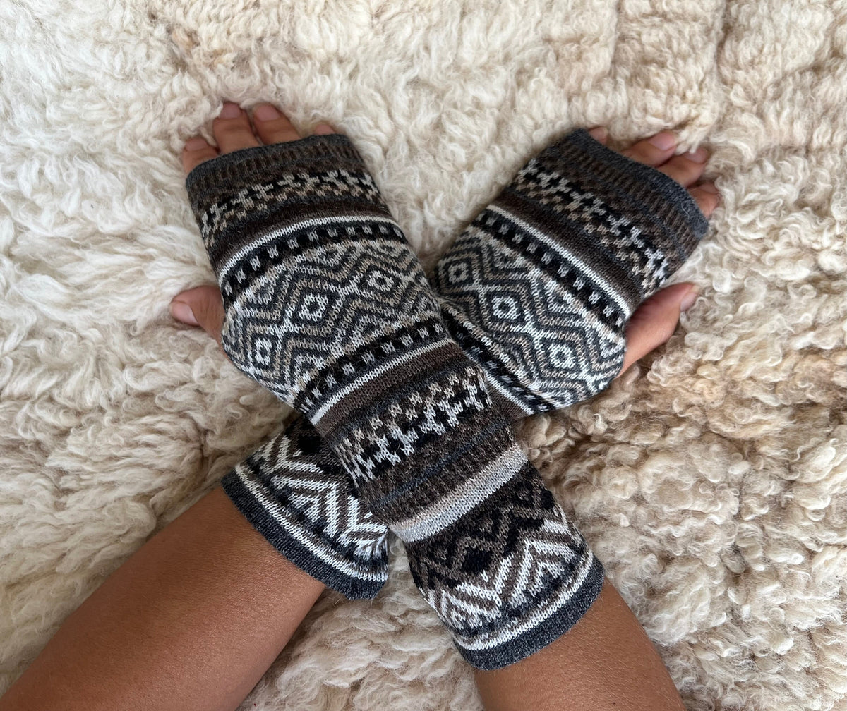 Charcoal & Cream Fair Isle Baby Alpaca Fingerless Gloves, photo 5