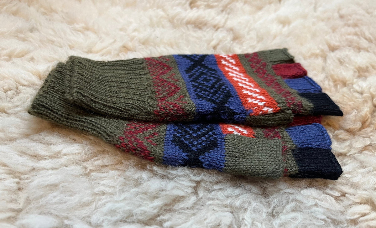 Olive Green Andean Fair Isle Half-Finger Alpaca Gloves, photo 2