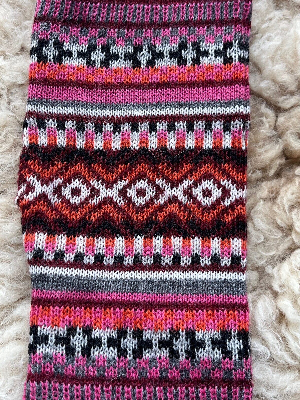 Burgundy & Pink Fair Isle Baby Alpaca Fingerless Gloves, photo 6