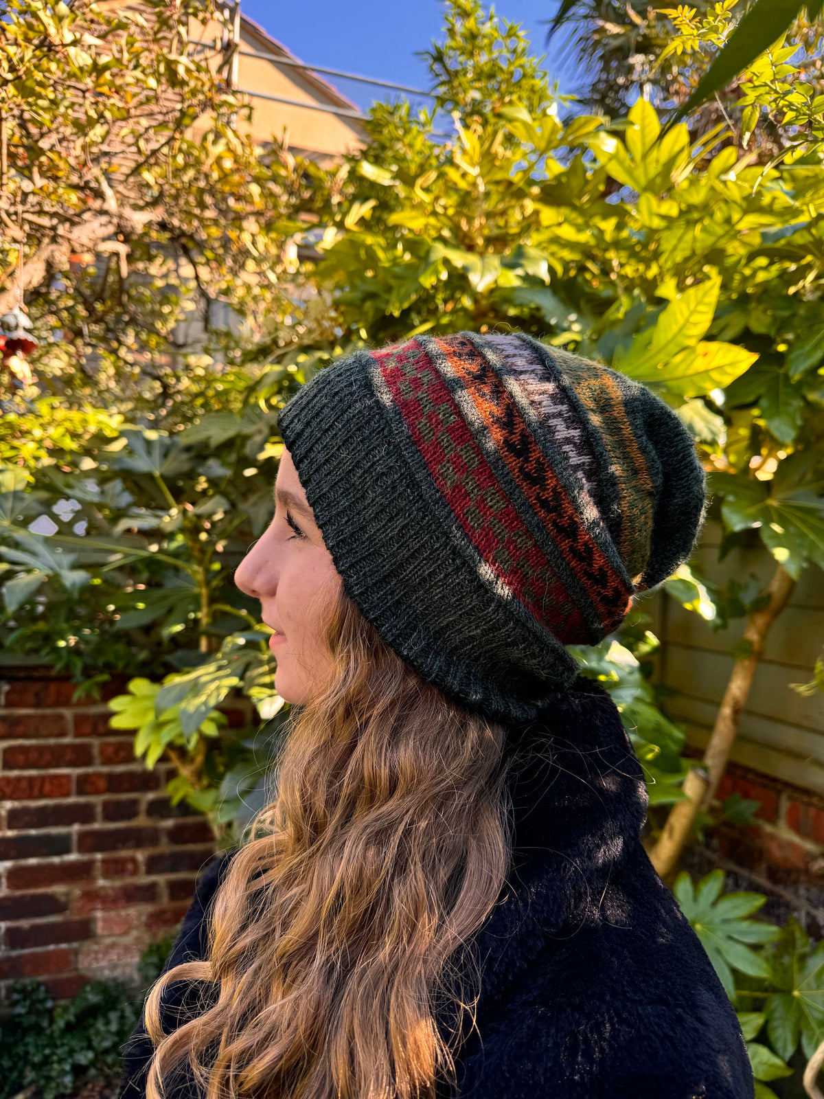 Burgundy & Grey Reversible Geometric Alpaca Slouch Beanie, photo 2