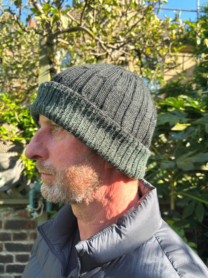 Green & Black Reversible Geometric Alpaca Slouch Beanie, photo 5