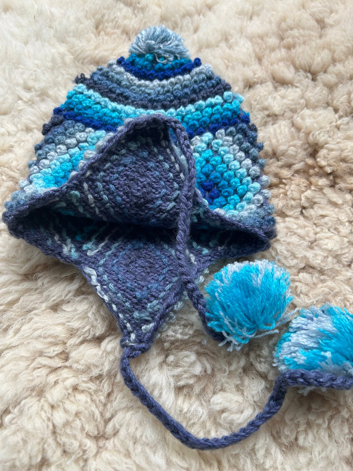 Popcorn Stitch Alpaca Chullo Hat - Blue & Plum, photo 3