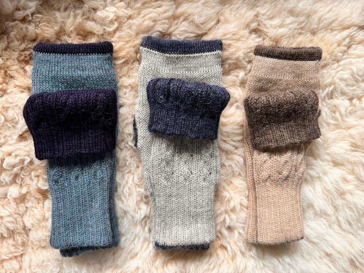 Reversible Baby Alpaca Fingerless Gloves, photo 3
