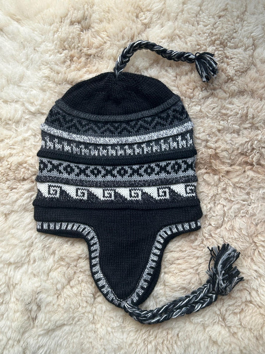 Reversible Alpaca Chullo Hat - Black & Burgundy Tones