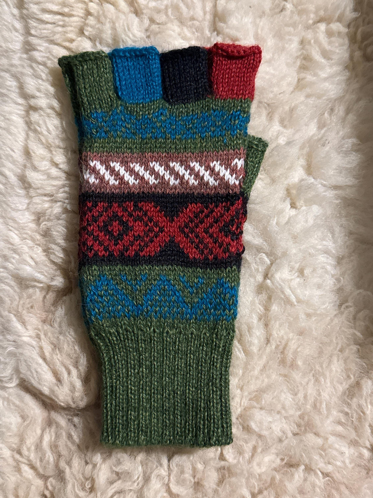 Multicolour Andean Fair Isle Half-Finger Alpaca Gloves, photo 4