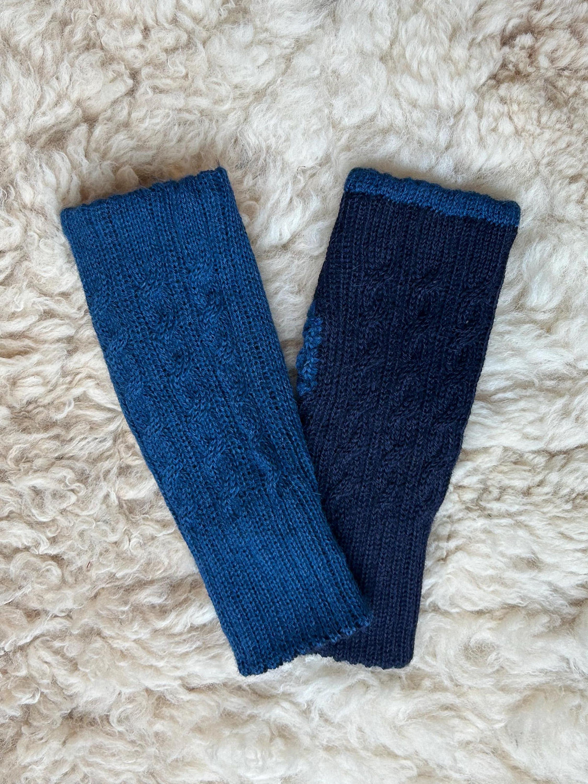 Reversible Baby Alpaca Fingerless Gloves, photo 10