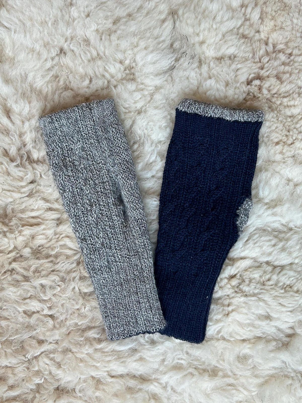 Reversible Baby Alpaca Fingerless Gloves, photo 9