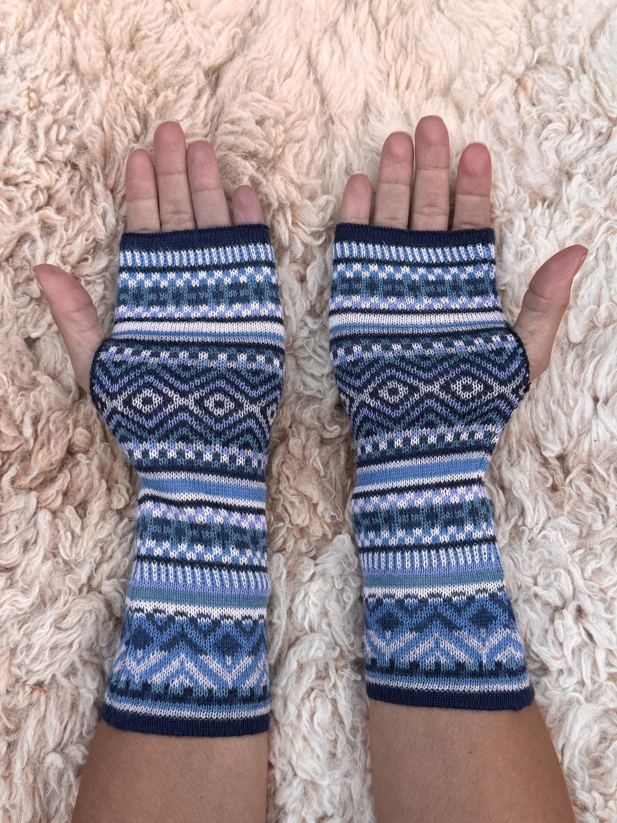 Navy & Powder Blue Fair Isle Baby Alpaca Fingerless Gloves, photo 4