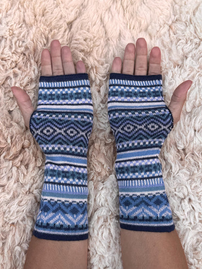 Navy & Powder Blue Fair Isle Baby Alpaca Fingerless Gloves, photo 4