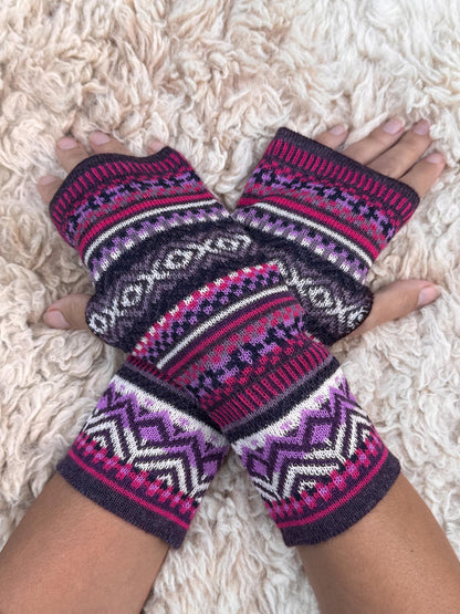 Plum & Magenta Fair Isle Baby Alpaca Fingerless Gloves, photo 2