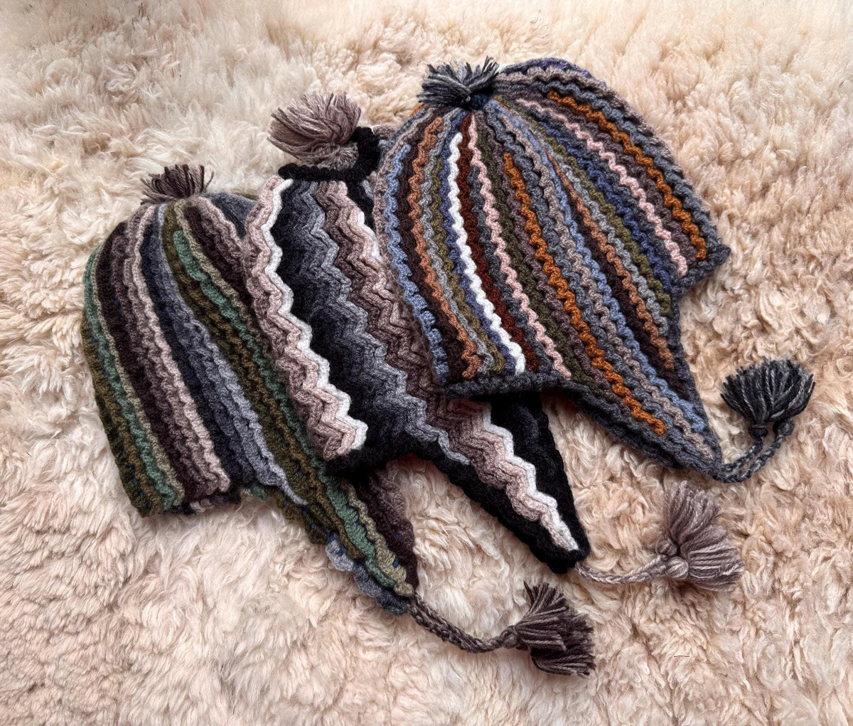 Zigzag Stripe Alpaca Chullo Hat - Earth Tones, photo 2