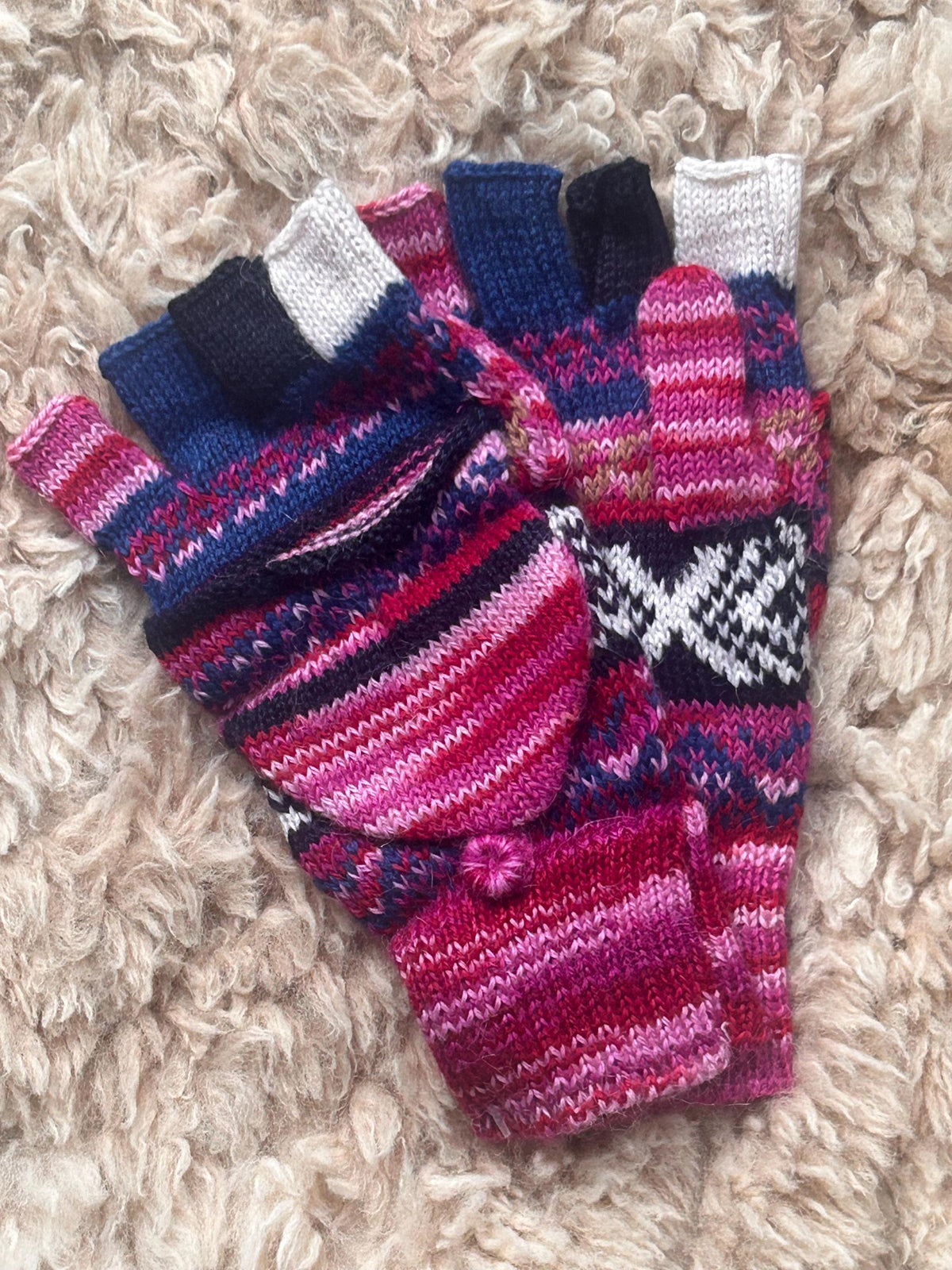 Black & Navy Fair Isle Convertible Alpaca Mittens, photo 2