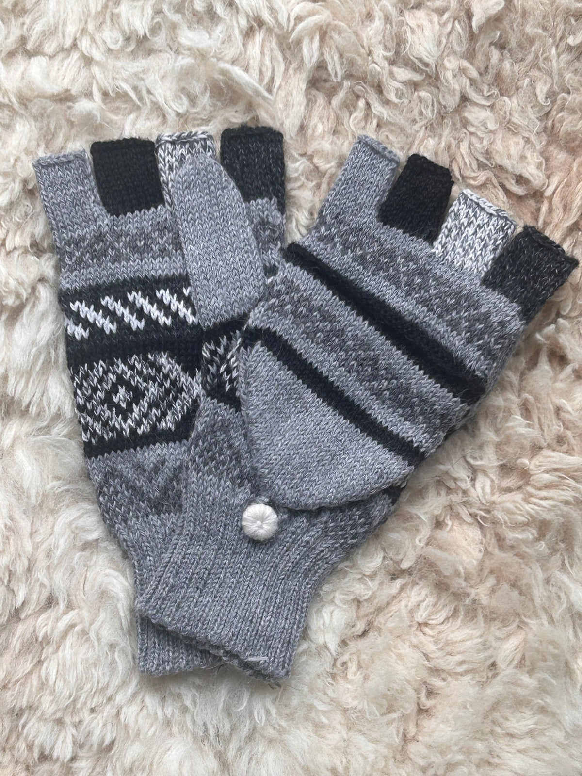 Black & Raspberry Fair Isle Convertible Alpaca Mittens, photo 6