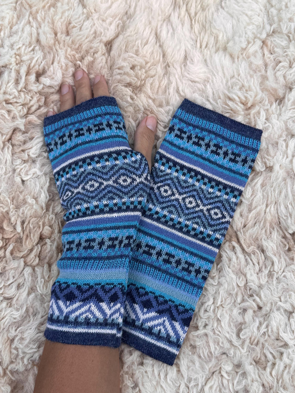 Sky Blue Fair Isle Baby Alpaca Fingerless Gloves, photo 4