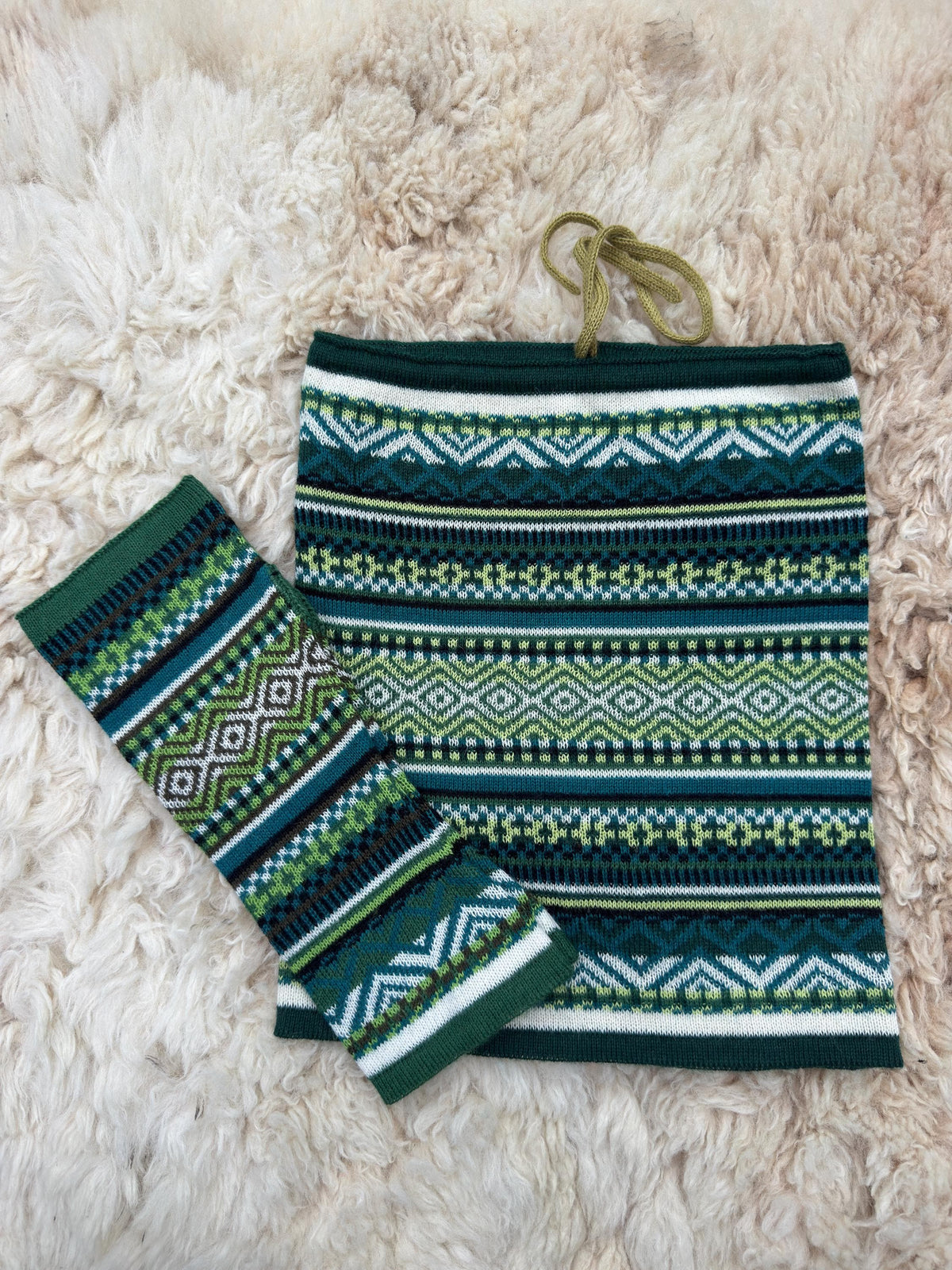 Baby Alpaca Snood & Fingerless Gloves Set - Choose Your Colour, photo 5