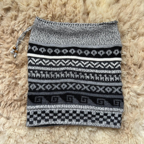 Grey Reversible Alpaca Ski Snood & Slouch Hat