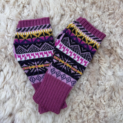 Alpaca Motif Fair Isle Fingerless Gloves, photo 9