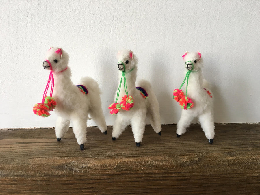 White Pom-Pom Andean Alpaca Ornament